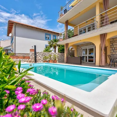 Novoselic 7 Penthaus דירה