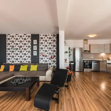 Novoselic 7 Penthaus *