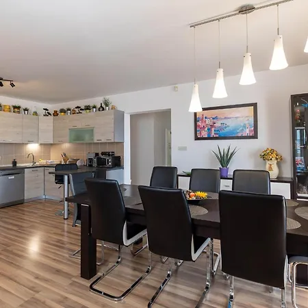 Novoselic 7 Penthaus *