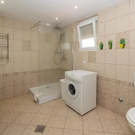 דירה Novoselic 7 Penthaus דראמליי