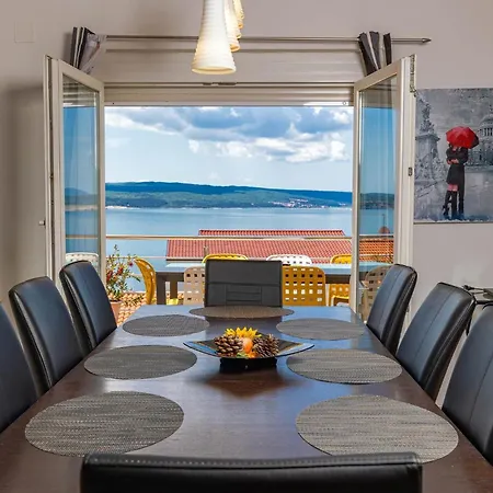 Apartment Novoselic 7 Penthaus Dramalj