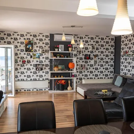 Novoselic 7 Penthaus דירה דראמליי