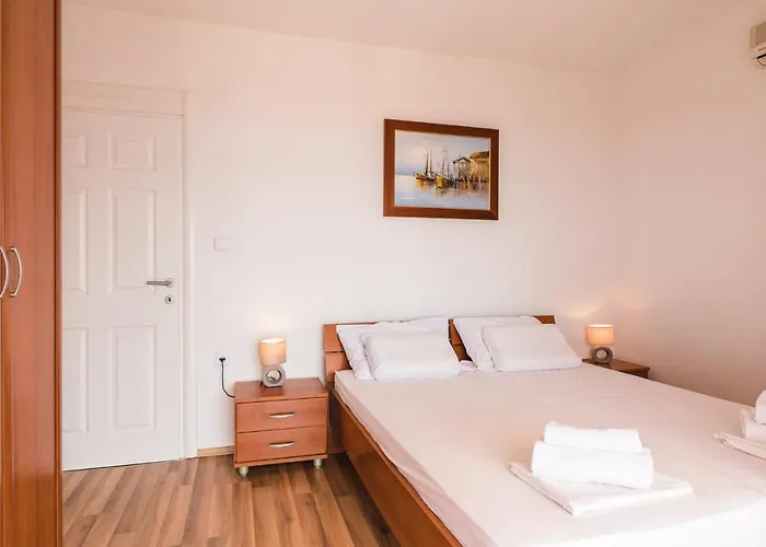 Novoselic 7 Penthaus * Dramalj