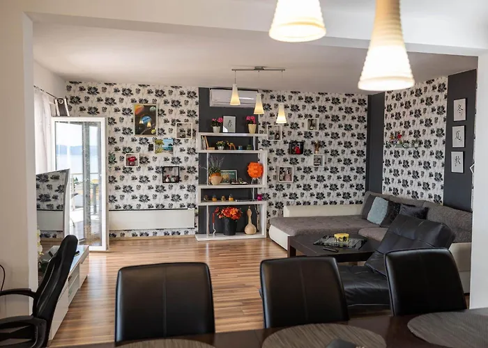 Novoselic 7 Penthaus Appartamento Dramalj